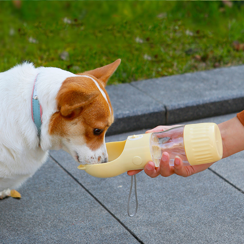 Botella Portátil 2 en 1 – Agua y Comida para Paseos 🐶